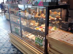 面包甜点陈列柜-星巴克(天津SM城市广场店)
