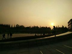 -复旦大学光华楼