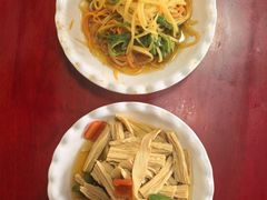 -金杨拉面王小吃面馆·牛三宝面·红烧牛肉粉
