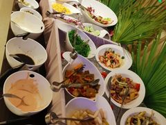 -海口绿发希尔顿酒店-田园汇自助餐·三文鱼·海鲜