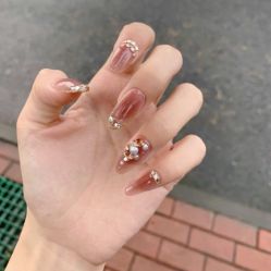 -米小兔美甲美睫