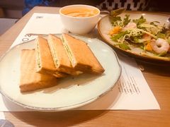 -HELLO 27 意面·沙拉·帕尼尼