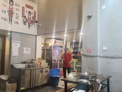 -黄潇洒老火锅(九眼桥宏济巷店)