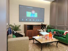 -无锡鼎尚皇冠酒店