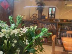 -花苑里咖啡(威远店)