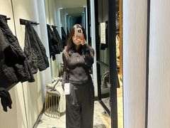 -lululemon(上海浦东IFC店)