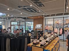 -斯凯奇(八达岭奥特莱斯店)