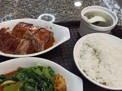 -农家婆港式烧腊快餐(驰天·钰园商住小区店)