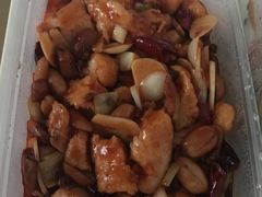 宫保鸡丁-东坡熬鱼馆(天泰路店)