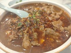 -犇逸·乐山跷脚牛肉·四川现炒(览海店)