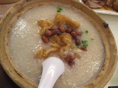 -新大咀港式茶餐厅(宝山万达店)
