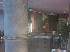 -八府香鸭·啫啫煲(华山路店)