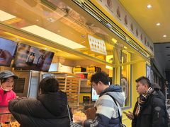 -85度C(生甜甜圈研究工坊·上海平凉店)