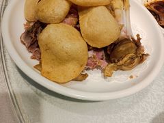 家乡咸猪蹄-老人和饭店(打浦路店)