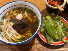 -矮子粉店1985·长沙米粉(湘春路店)