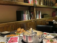 -牛德亨臻牛潮汕火锅(万邦时代店)