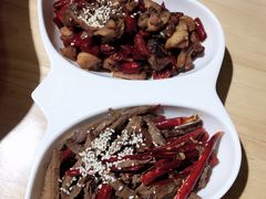 -兔行天下-鸿鹤鲜锅兔(中海国际店)