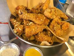 炸鸡一半一半-富乐满韩国正宗炸鸡韩国料理(虹泉路店)