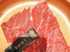-牛YO寿喜烧·铁板烧和牛火锅自助(市府恒隆店)