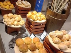 -海口绿发希尔顿酒店-田园汇自助餐·三文鱼·海鲜