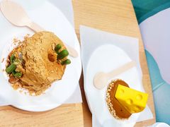 -星巴克臻选(上海淮海百盛购物中心店)