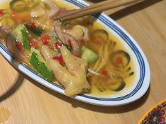 -洱火云南酸菜牛肉火锅(石景山当代商城店)