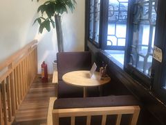 -猫的天空之城概念书店(杭州南宋御街店)