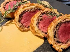 咸蛋黄惠林顿牛排-LES ELITES 英集荟(南京西路店)