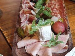 -1886德国汽车餐厅(外滩中央店)