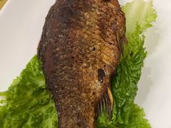 香茅草烤鲫鱼-蝴蝶泉宾馆-中餐厅