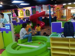 -宝贝渡口儿童游乐园(香炉礁山姆店)