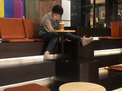 -艺仓美术馆
