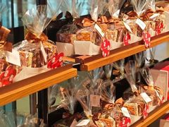 -Laderach 莱德拉(上海环贸iapm店)