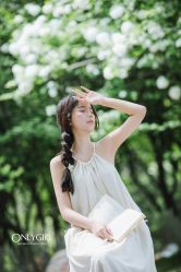 -onlygirl摄影美学馆高端定制(江滩店)