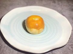 红豆蛋黄酥-鲍师傅糕点(春熙路店)