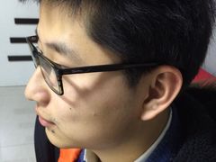 -提一眼镜·蔡司·依视路(小寨店)