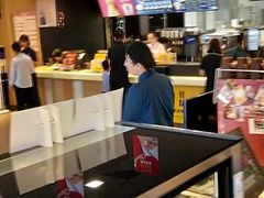 大堂-麦当劳(杭州西湖银泰百货店)