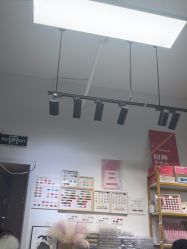 -尤米一站式美甲美睫