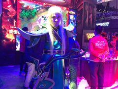 -东浩兰生上海世博展览馆