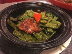 砂煲肉片烧芸豆-粤尚腾香居中餐厅(首都机场希尔顿店)