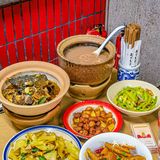 🔥武汉必吃老武汉湖北菜，带你一秒穿回"90年代"‼️