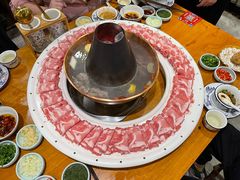 巨无霸羔羊肉-乐宴·老北京铜火锅(桂庙店)