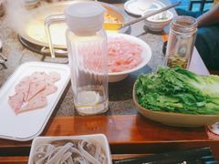 -小天鹅火锅·一线江景洪鼎旗舰店(洪崖洞店)