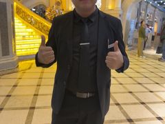 -丝路天山酒店(国际大巴扎店)