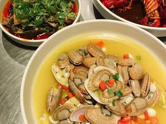 -龙巢盱眙龙虾·牛蛙·烧烤宵夜(八卦岭店)