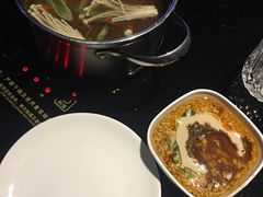 -唯爱KTV聚会餐厅(仙林东城汇店)