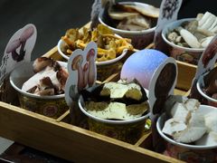 -菌自由丨野生菌火锅特色庭院餐厅(丽江古城店)