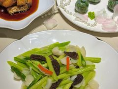 -珈境湖畔餐厅·湖北菜·江浙菜•樱花季(西北湖店)