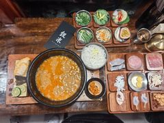 -银米·云南传统过桥米线(双廊黑金冠店)