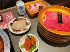 -牛YO寿喜烧·铁板烧和牛火锅自助(市府恒隆店)